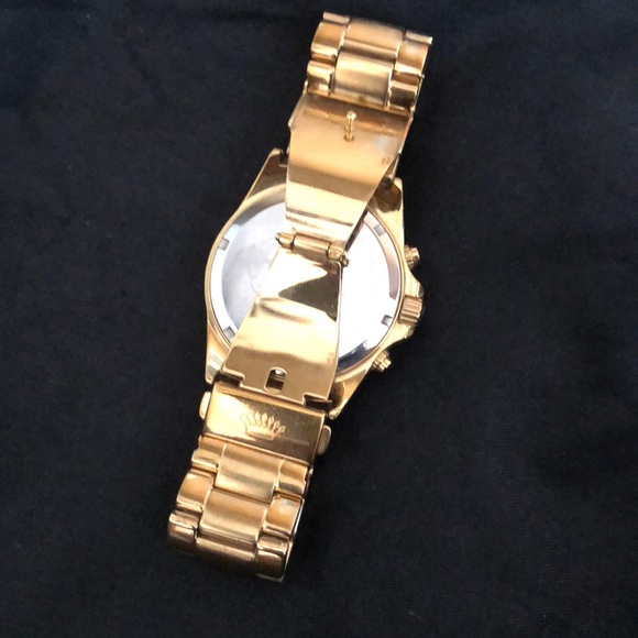 Juicy Couture oversized gold watch - Picture 4 of 8